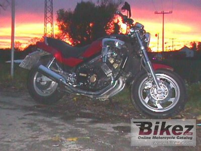 1998 Yamaha FZX 750 Fazer photo